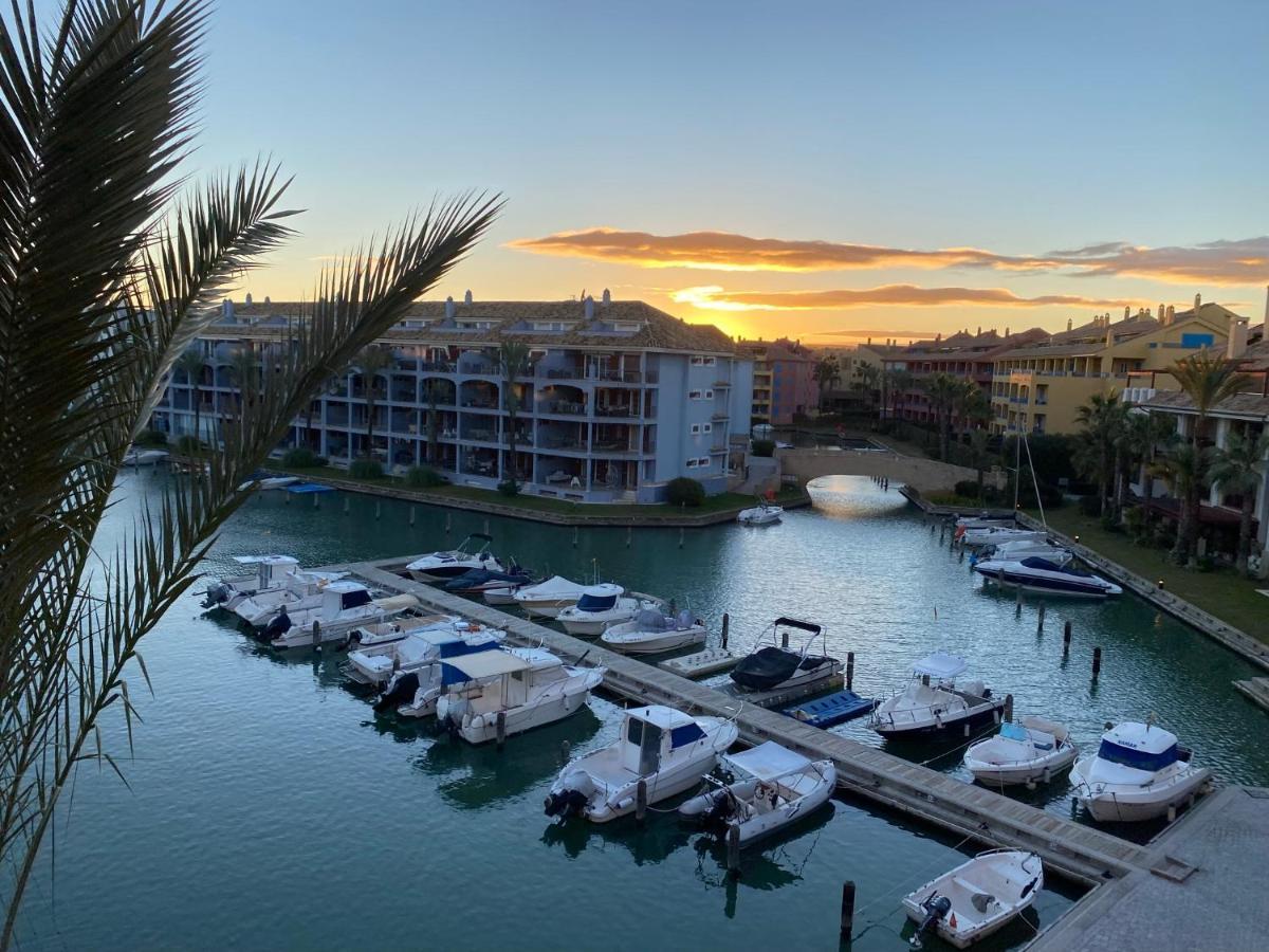 Apartamento Con Terraza Sobre La Marina De Sotogrande サン・ロケ エクステリア 写真